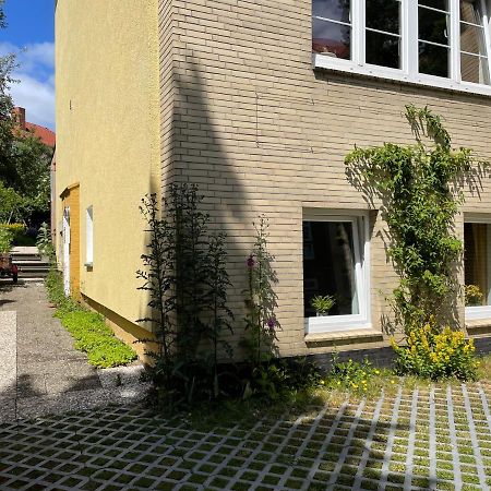 Gemuetliche Sanierte 1 Zimmer Wohnung Mit Privatem Parkplatz Im Zentrum Kiel Ngoại thất bức ảnh